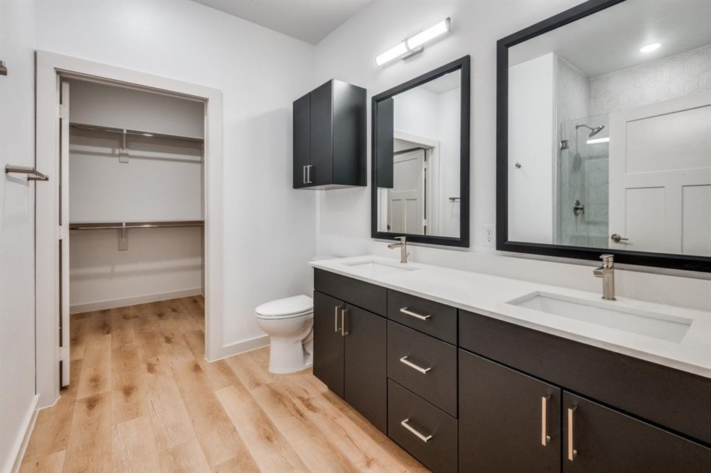 Oak Cliff Original Town Of - Residential Lease