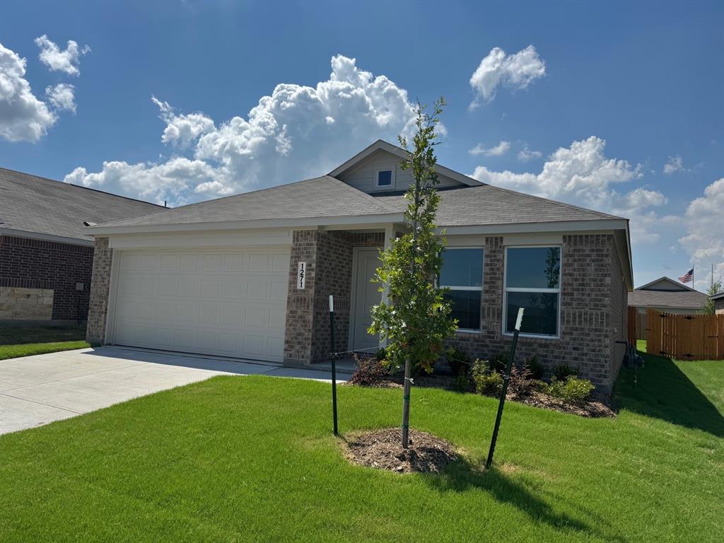 Photo of 1271 Falcon Heights DR, Forney, TX 75126 (MLS # 21330250)