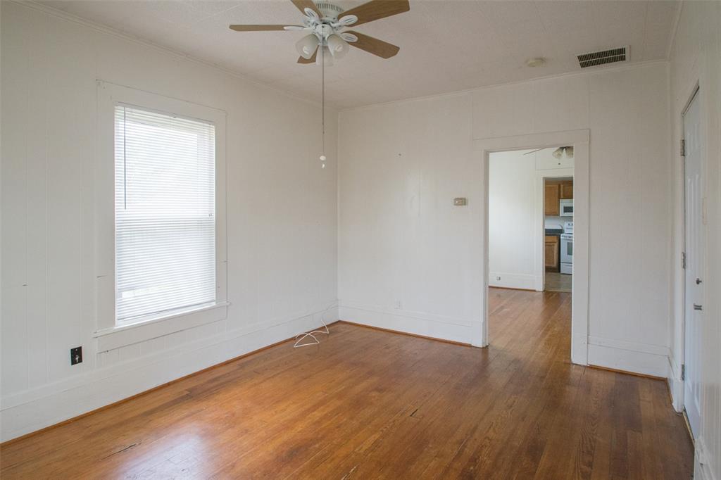 E Puchalski - Residential Lease