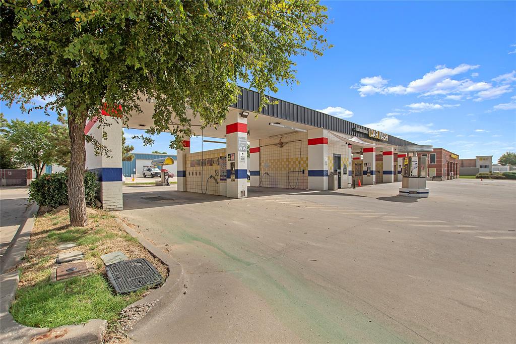 KWIK-TRINITY ADDITION - Commercial Sale