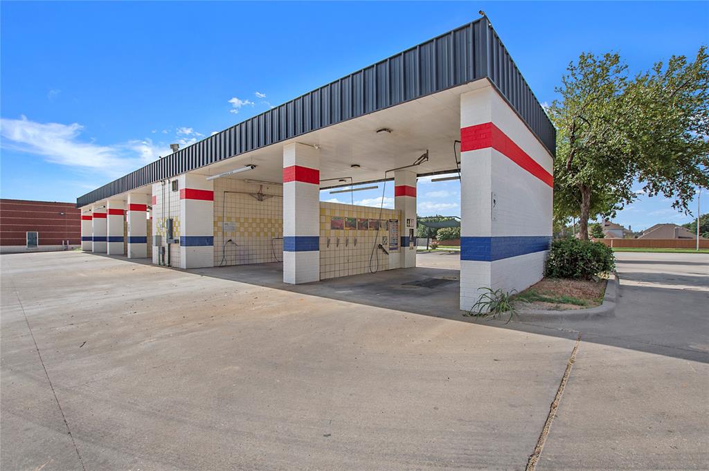 KWIK-TRINITY ADDITION - Commercial Sale