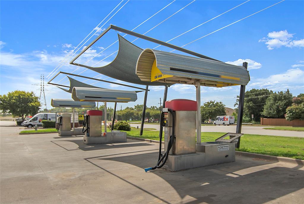 KWIK-TRINITY ADDITION - Commercial Sale