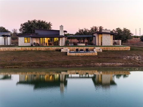 1402 PR 21 Glen Rose TX 76690