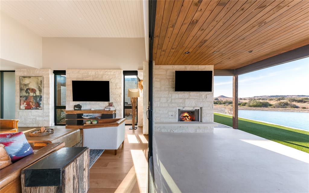 Ranch Estate - Residential