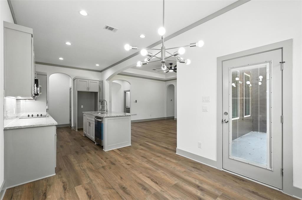 SKYLINE ESTATES 1ST INST - Residential