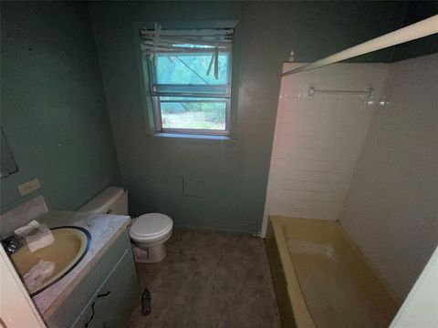 Tiny photo for 188 Pryor Street, Rusk, TX 75785 (MLS # 21100596)