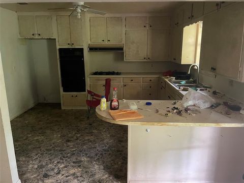 Tiny photo for 188 Pryor Street, Rusk, TX 75785 (MLS # 21100596)