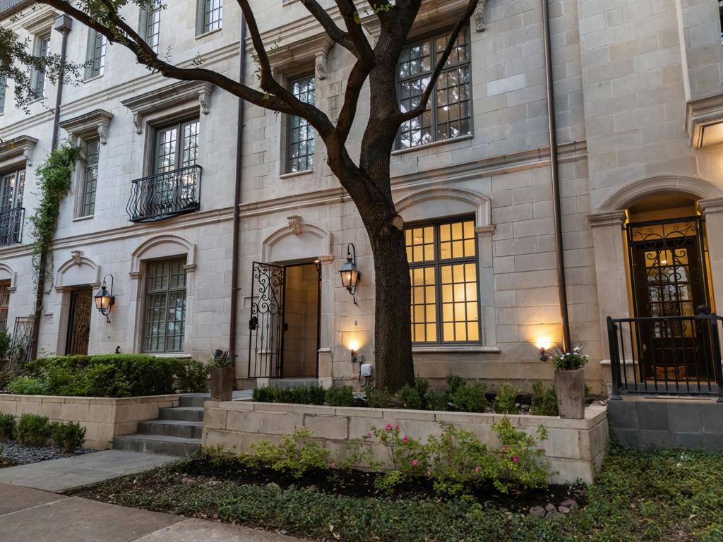 Lexington State Thomas - Residential