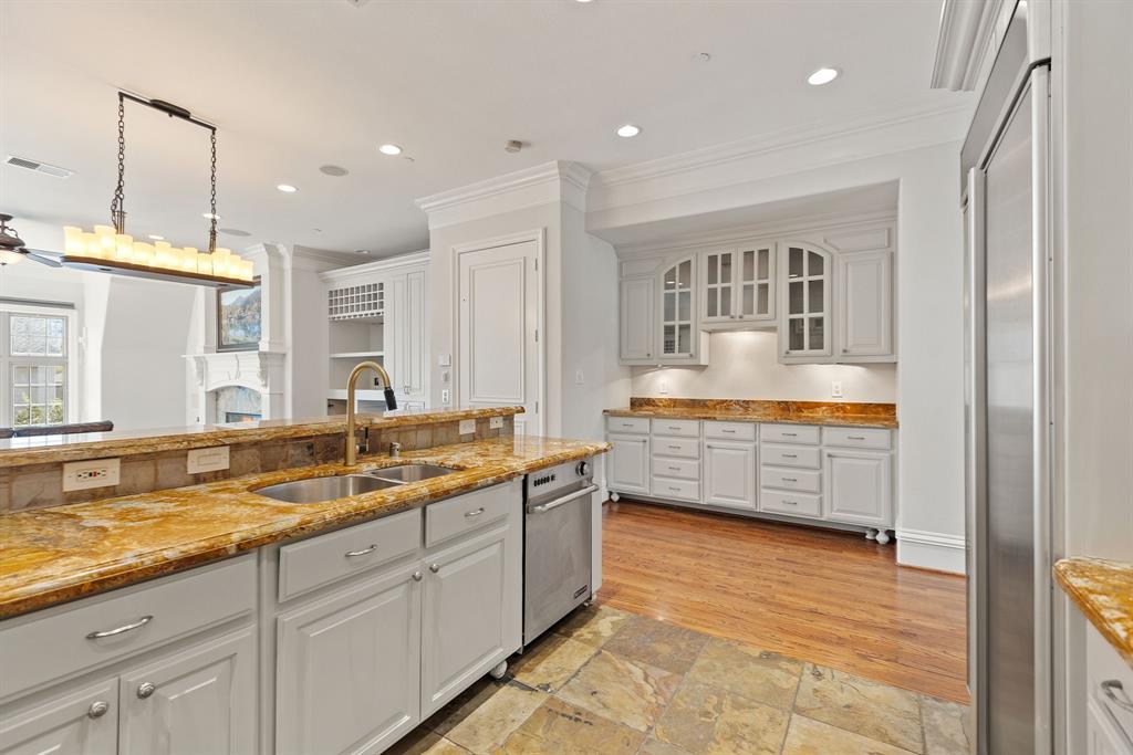 Lexington State Thomas - Residential