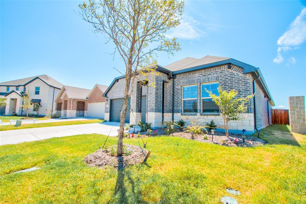 727 Williams Way