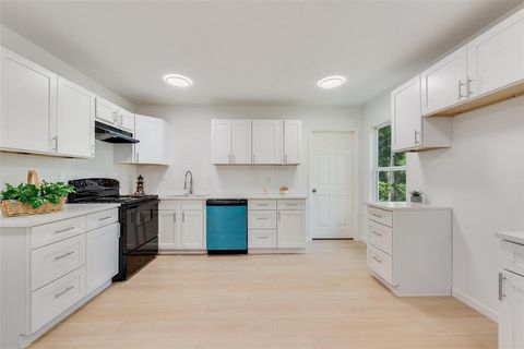 5816 Kilpatrick Avenue Fort Worth TX 76107