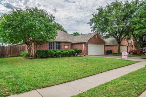 320 Shane Lane Burleson TX 76028