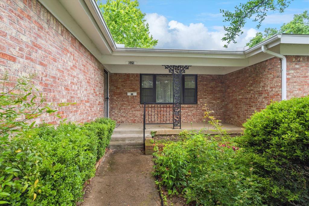 605 Clebud Drive