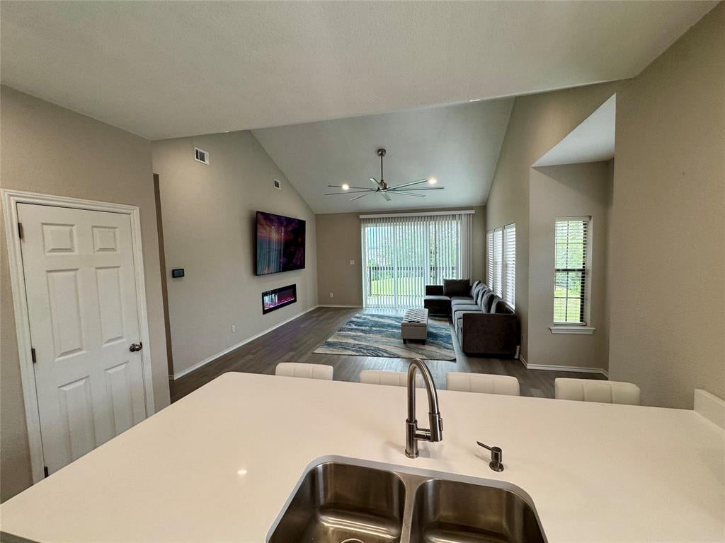 26035 Heartwood Drive 412