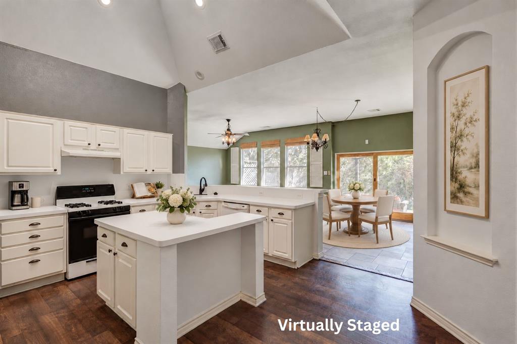 4112 Creek Hollow Way