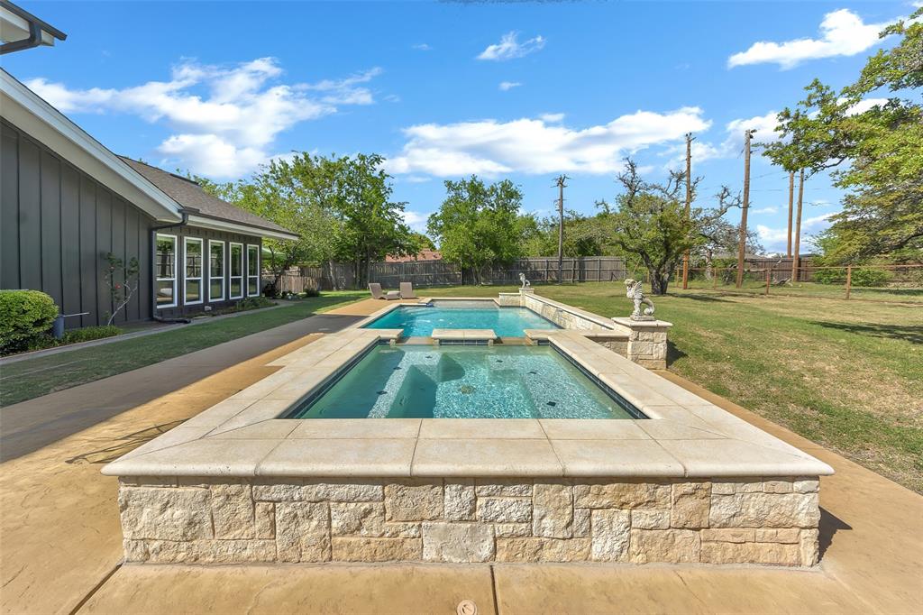 Rolling Hills Weatherford - Residential