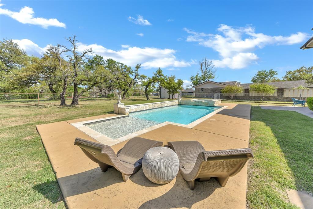 Rolling Hills Weatherford - Residential