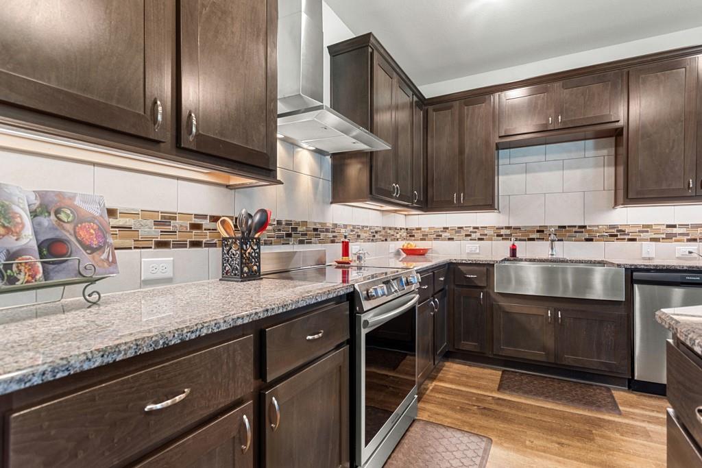 POST OAK MEADOWS - Residential