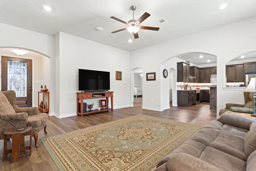 POST OAK MEADOWS - Residential