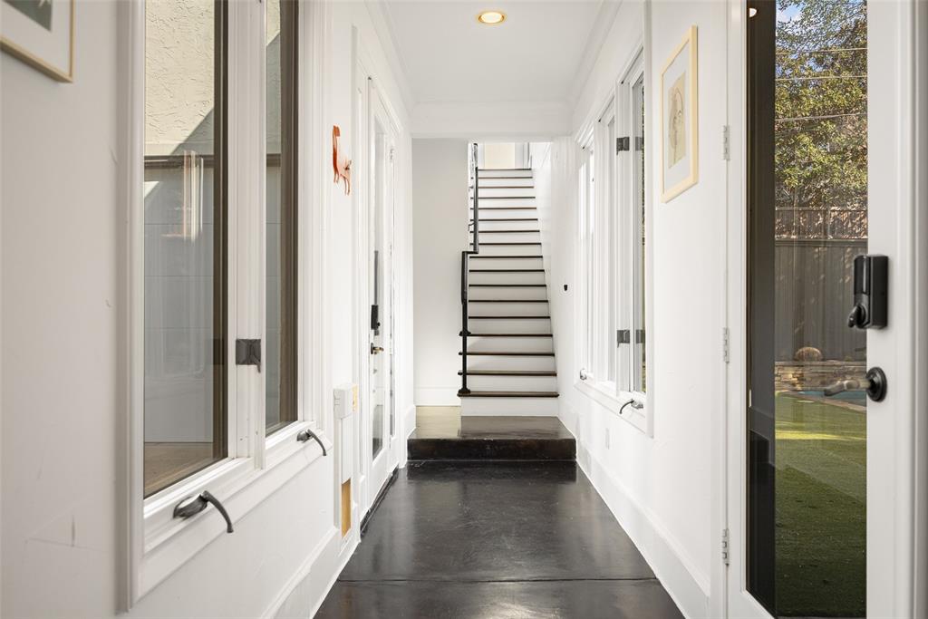 Lakeway - Residential