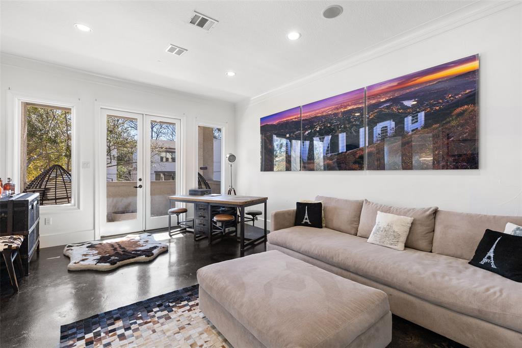 Lakeway - Residential