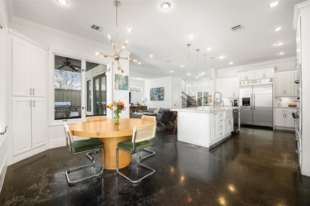 Lakeway - Residential