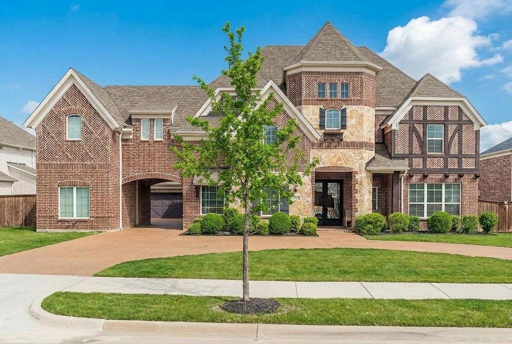 1504 S Mitchell Road