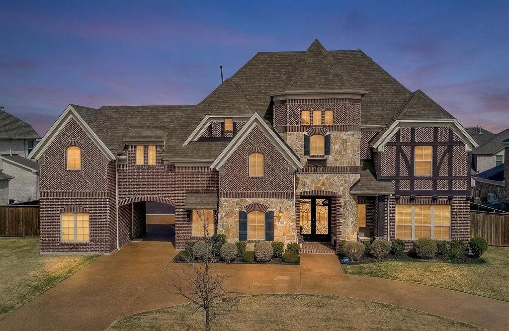 1504 S Mitchell Road