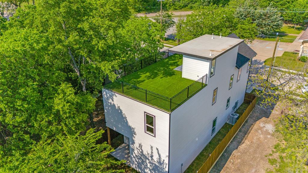 618 N Cliff