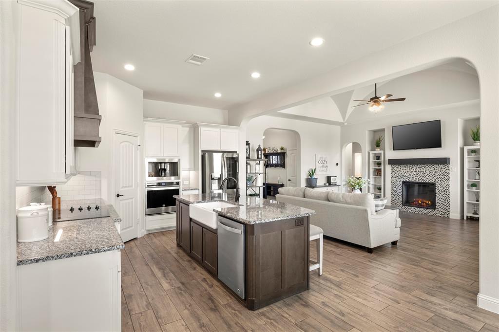 Pioneer Point Ph 3 & 4 - Residential