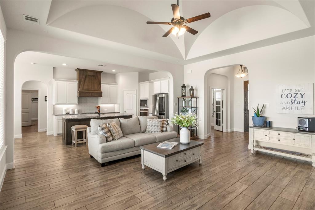 Pioneer Point Ph 3 & 4 - Residential