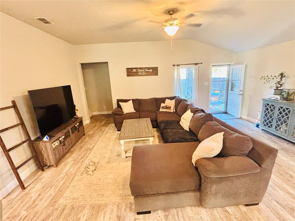 Willow Wood - Residential Lease