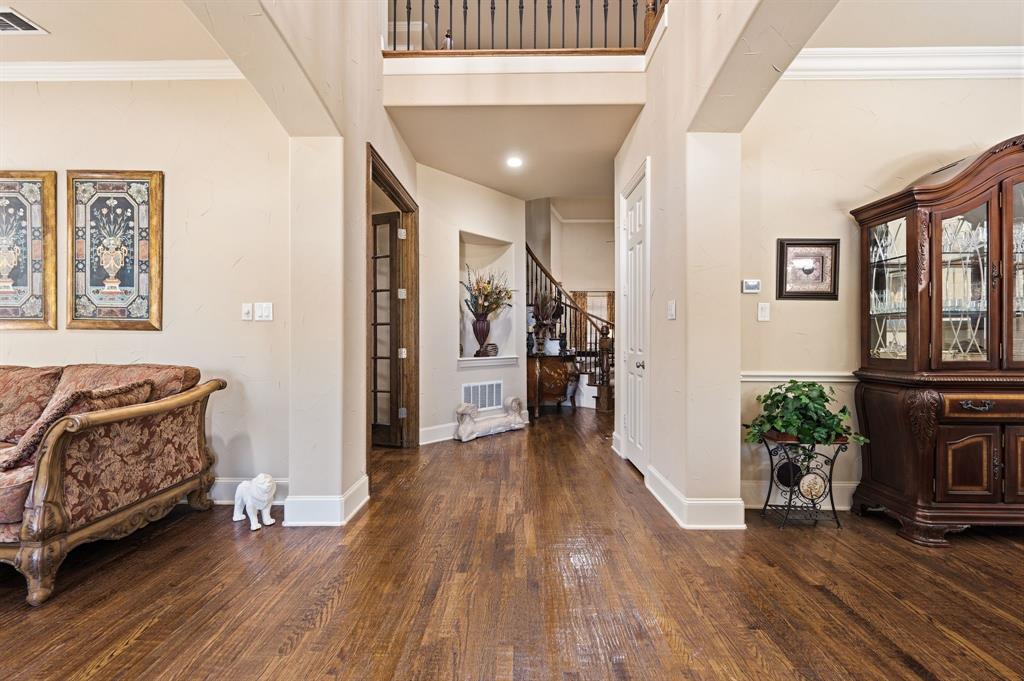 800 Sandy Trail