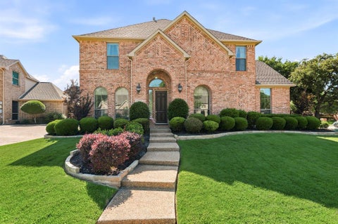 Photo of 800 Sandy Trail, Keller, TX 76248 (MLS # 21286140)