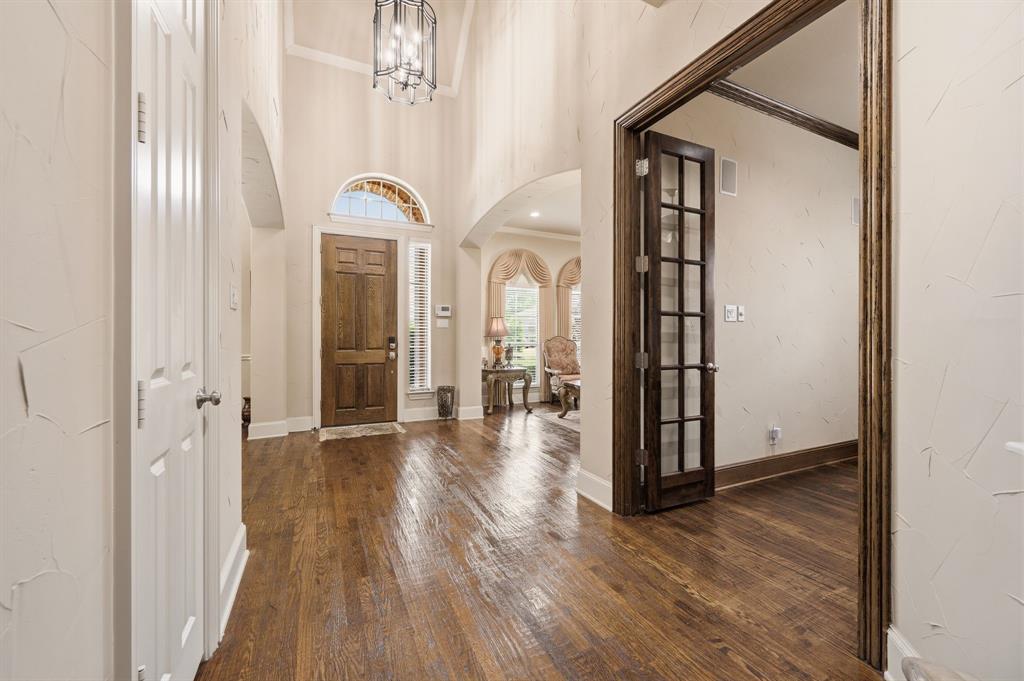 800 Sandy Trail
