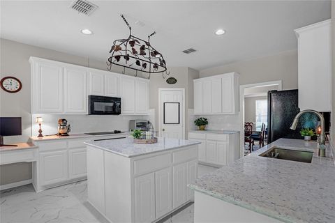 2017 Country Brook Lane Allen TX 75002