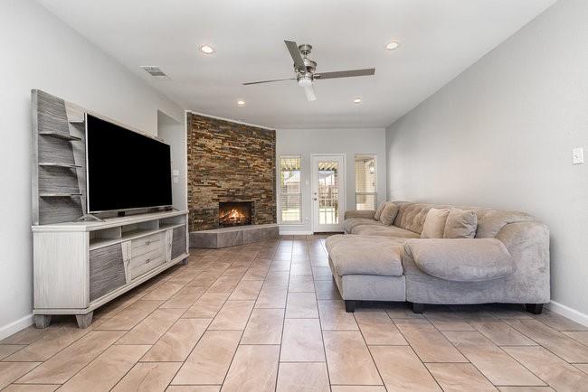 2602 Whitetail Drive