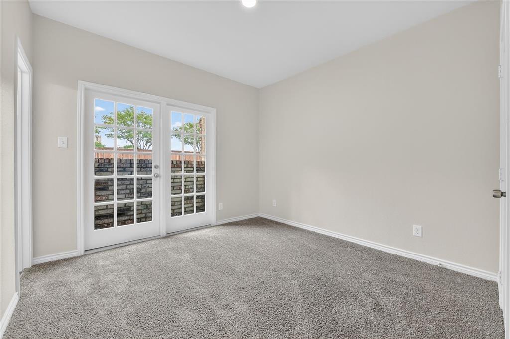Lovers Lane Condos Ph 01 04 - Residential