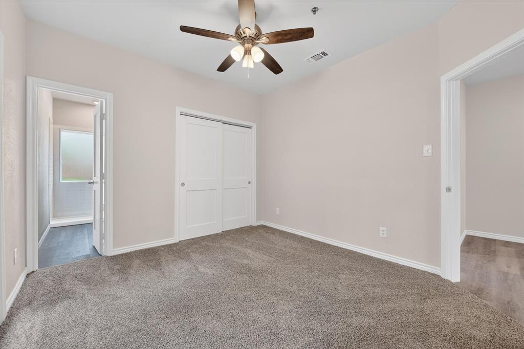 Lovers Lane Condos Ph 01 04 - Residential