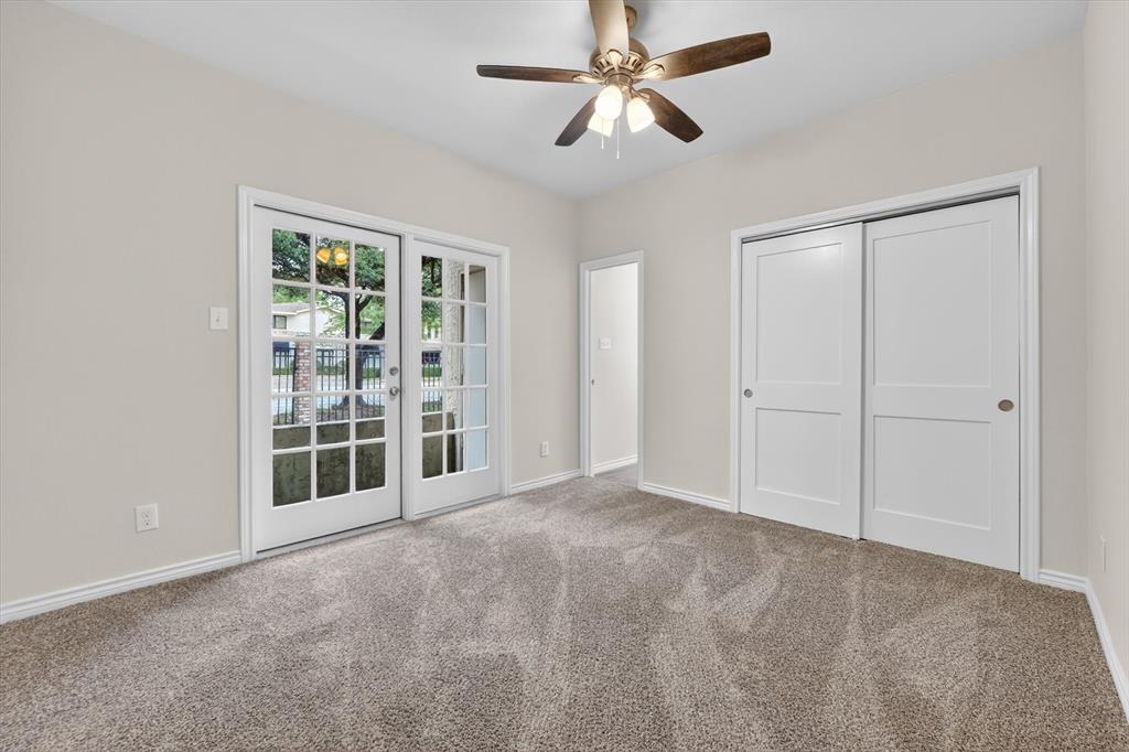 Lovers Lane Condos Ph 01 04 - Residential