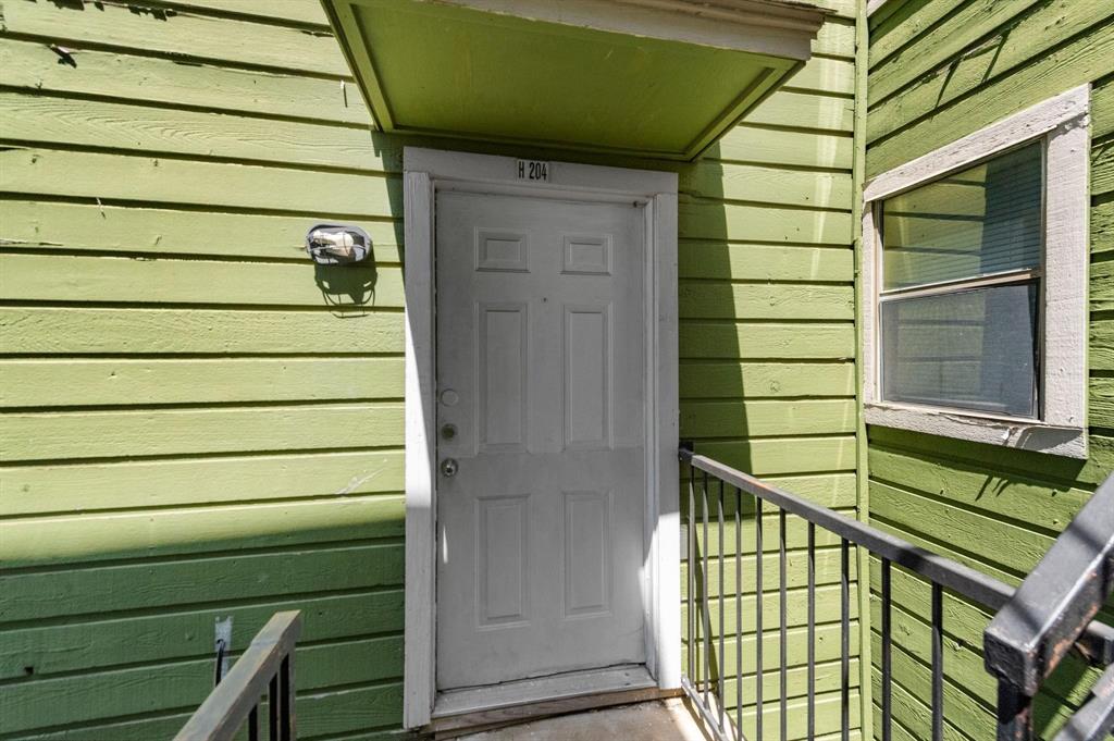 Richland Trace Condos - Residential