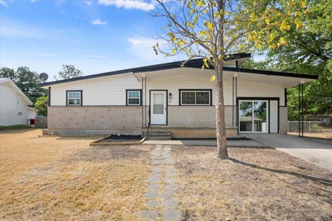 Photo of 2311 Terrace Drive, Copperas Cove, TX 76522 (MLS # 21391535)