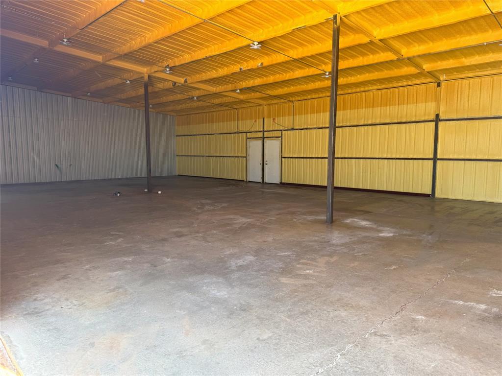 Business Park 1903 - Commercial Lease