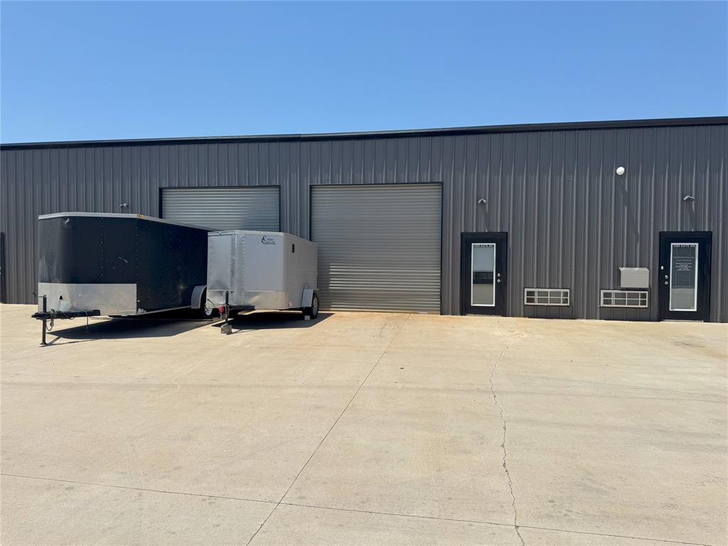 Business Park 1903 - Commercial Lease