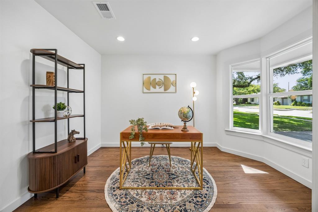 6718 Hialeah Drive