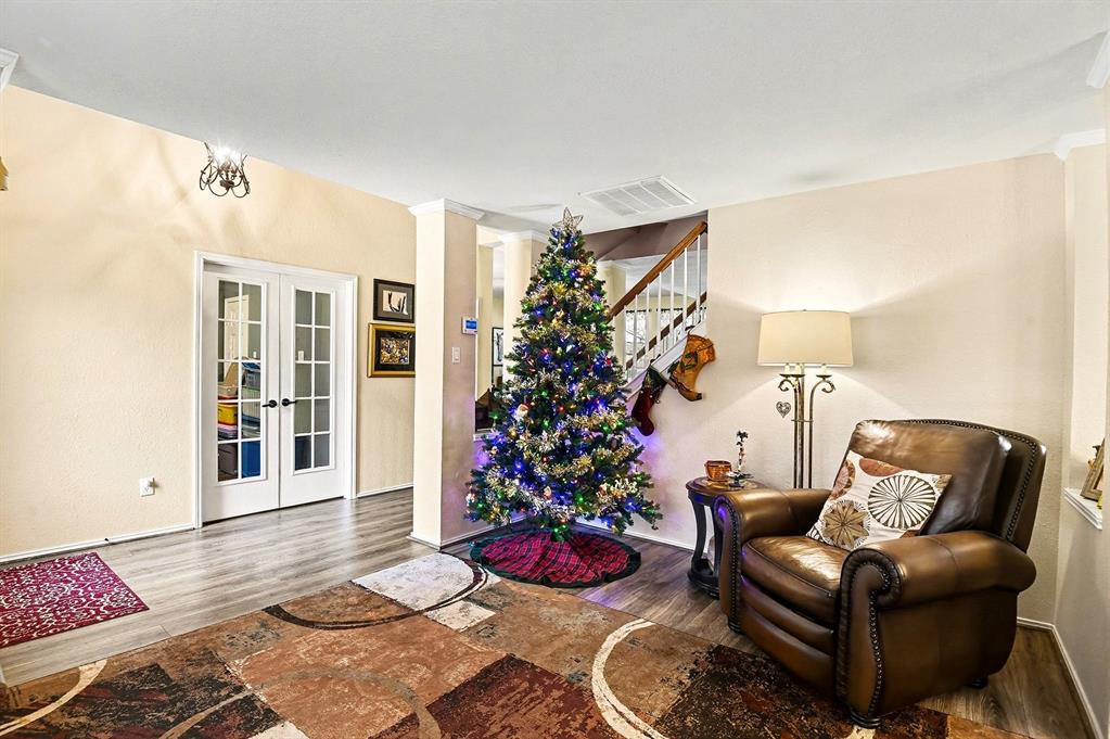 1633 Mountain Laurel Drive