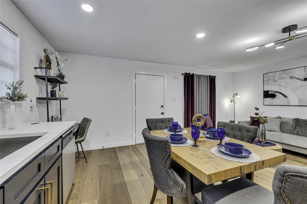 Rockerfellow Add - Residential Lease