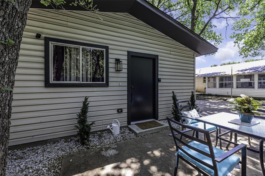 Rockerfellow Add - Residential Lease