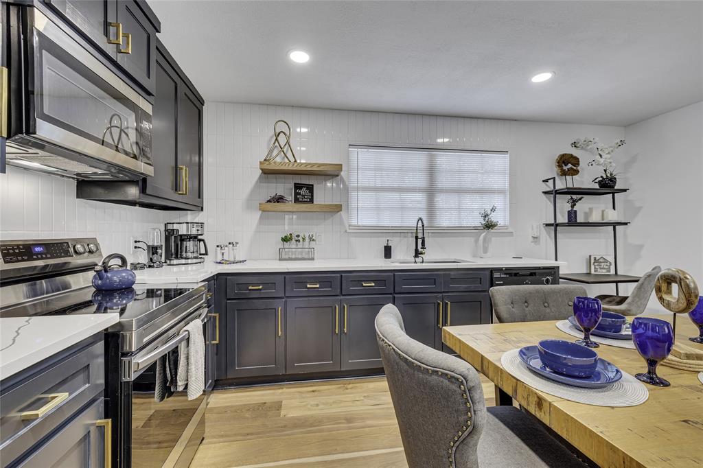 Rockerfellow Add - Residential Lease