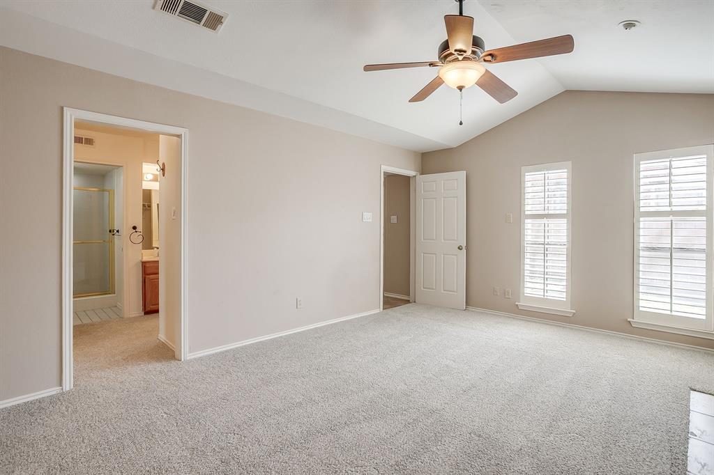 Ridgmar Crossroads Condo - Residential